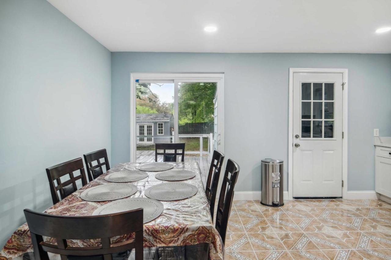 Pet-Friendly Mount Rainier Home With Gas Grill! מראה חיצוני תמונה