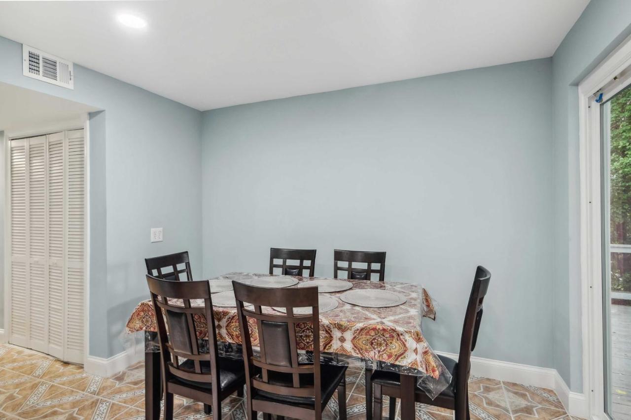 Pet-Friendly Mount Rainier Home With Gas Grill! מראה חיצוני תמונה